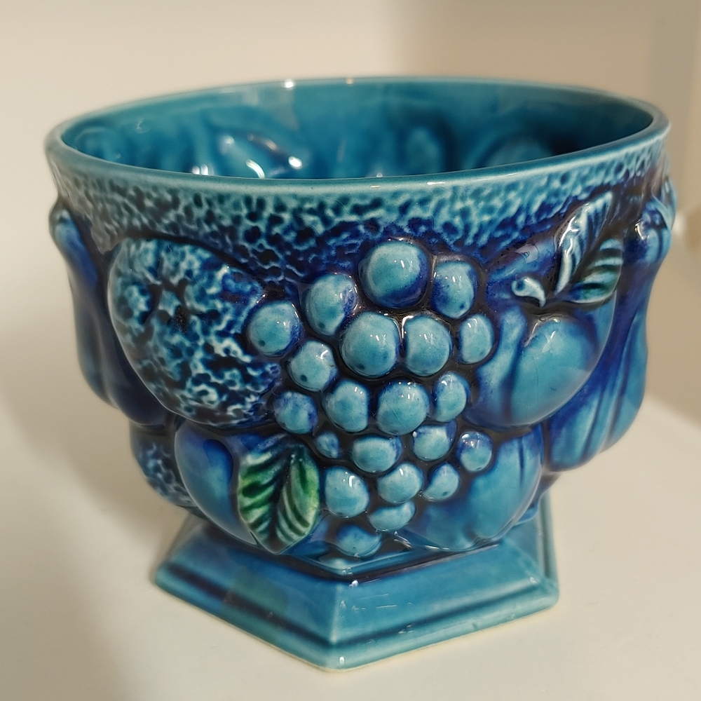 Vintage Mood Indigo Inarco Blue Ceramic Fruit Planter Basket